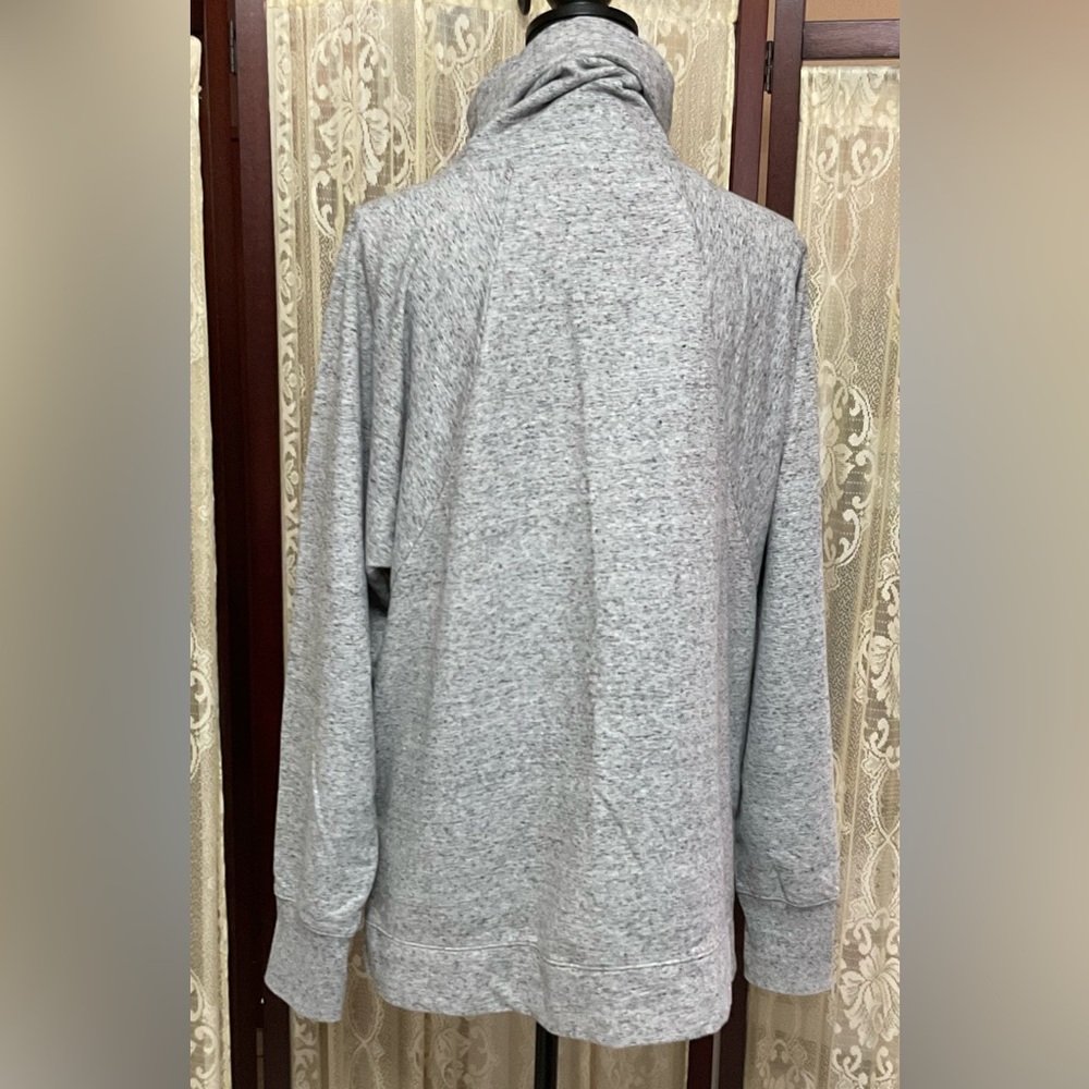 ALL IN MOTION GRAY ACTIVEWEAR PULLOVER - SZ XL - Picture 5 of 9